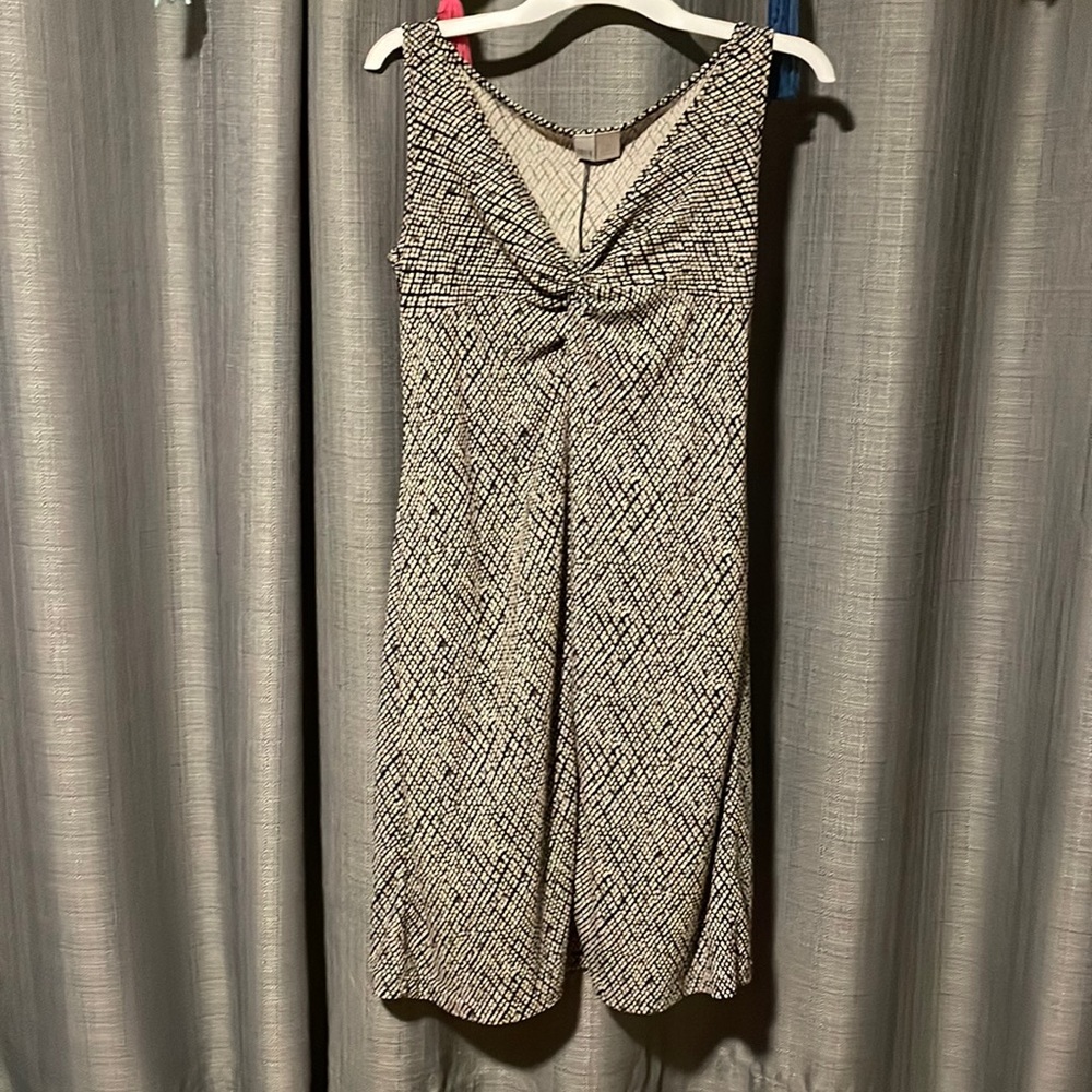 DKNY snakeskin print dress. white grey and black.